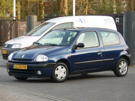 Renault Clio - 1.4 Ludo Stuurbekrachtiging/Nieuwe Apk - 1