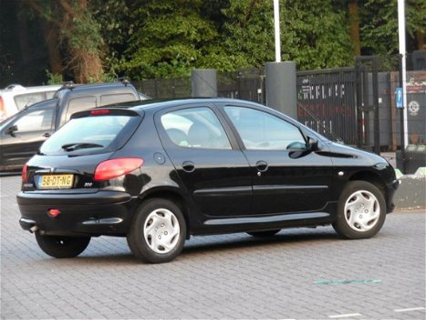 Peugeot 206 - 1.1 Xr 5DRS/Nieuwe Apk/Nap - 1