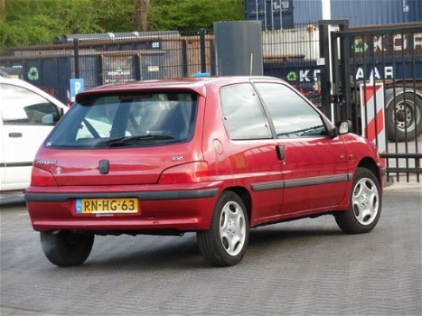 Peugeot 106 - 1.4 XS Stuurbekrachtiging/Nieuwe Apk - 1