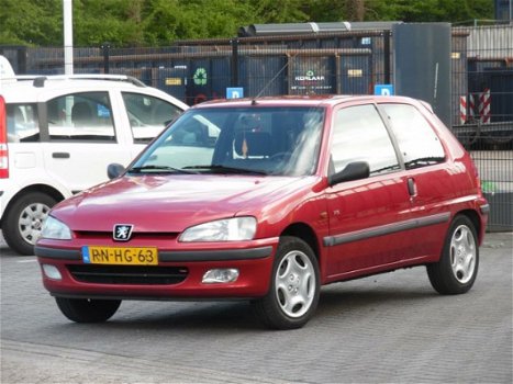Peugeot 106 - 1.4 XS Stuurbekrachtiging/Nieuwe Apk - 1