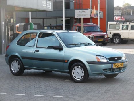 Ford Fiesta - 1.3-8V Stuurbekrachtiging/Nieuwe Apk - 1