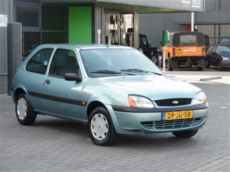 Ford Fiesta - 1.3-8V Stuurbekrachtiging/Nieuwe Apk - 1