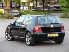 Volkswagen Golf - 1.6-16V Master Edition Sport