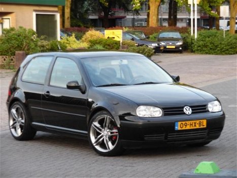 Volkswagen Golf - 1.6-16V Master Edition Sport - 1