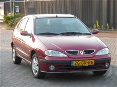 Renault Mégane - 1.4-16V RN