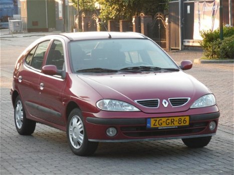 Renault Mégane - 1.4-16V RN - 1