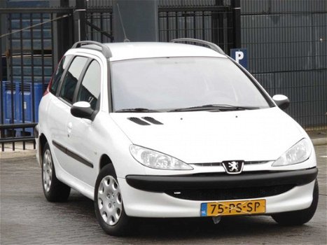 Peugeot 206 SW - 1.4 HDi X-line - 1