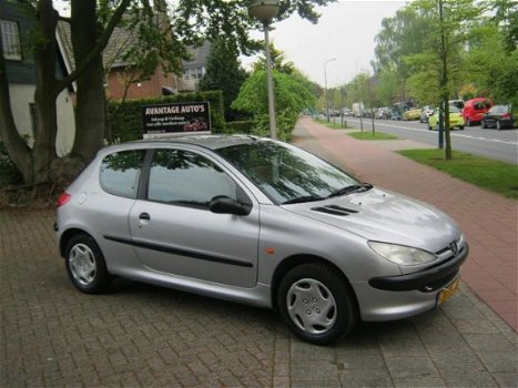 Peugeot 206 - 1.4 XR - 1