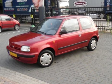 Nissan Micra - 1.0 LX - 1