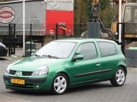 Renault Clio - 1.4-16V Privilège - 1