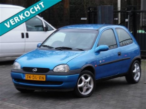 Opel Corsa - 1.2i-16V Strada - 1