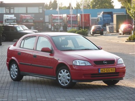 Opel Astra - 1.6 GL - 1