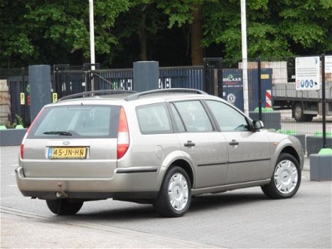 Ford Mondeo Wagon - 1.8-16V Cool Edition - 1