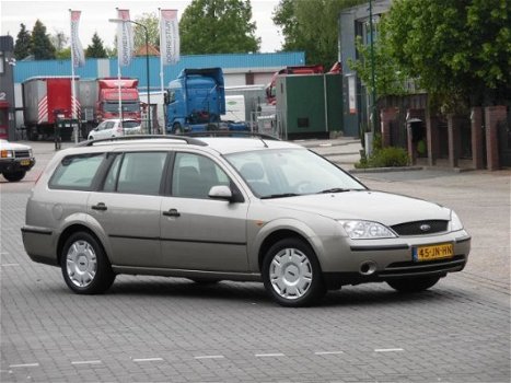 Ford Mondeo Wagon - 1.8-16V Cool Edition - 1