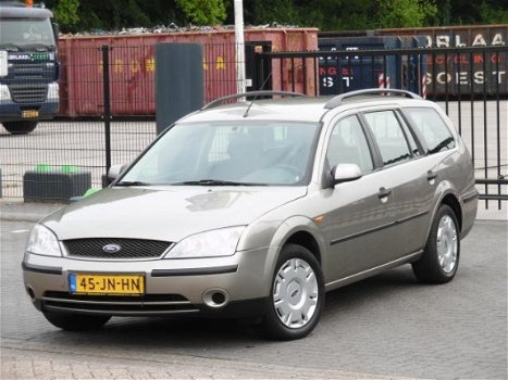 Ford Mondeo Wagon - 1.8-16V Cool Edition - 1