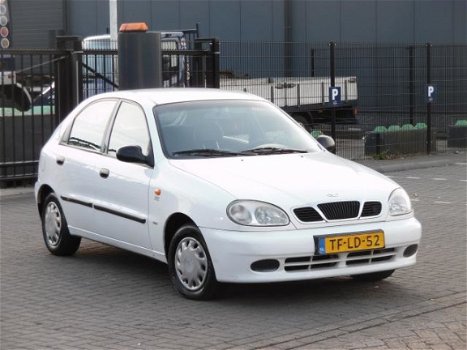 Daewoo Lanos - 1.5 SE - 1