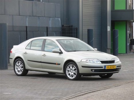 Renault Laguna - 1.8-16V Expression - 1