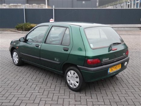 Renault Clio - 1.4 Fidji - 1