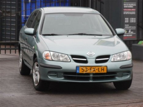 Nissan Almera - 1.5 Luxury 5DRS Nieuwe apk/Airco - 1