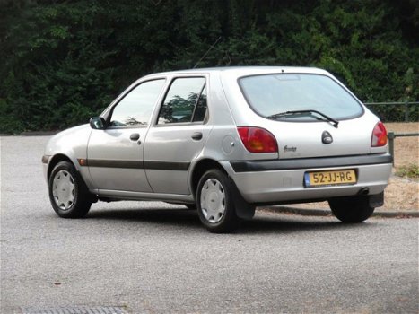 Ford Fiesta - 1.3-8V Classic 2e eigenaar/5DRS/Nieuwe Apk/Nap/Heel Nette - 1