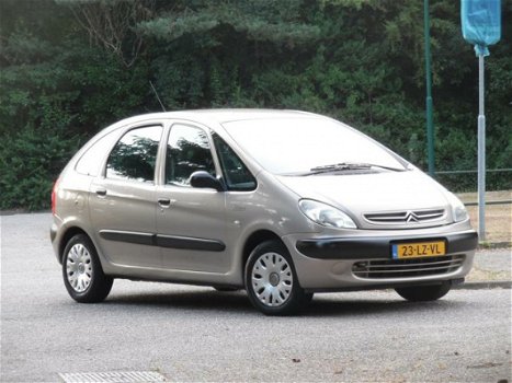 Citroën Xsara Picasso - 1.8i-16V Différence 2e eigenaar/Nieuwe Apk/Nap/Airco - 1