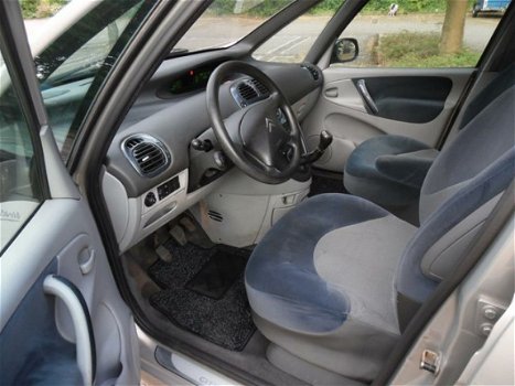 Citroën Xsara Picasso - 1.8i-16V Différence 2e eigenaar/Nieuwe Apk/Nap/Airco - 1