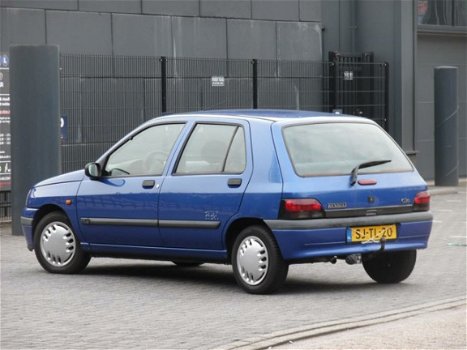 Renault Clio - 1.2 Chipie 5DRS/Stuurbekrachtiging/Nap - 1