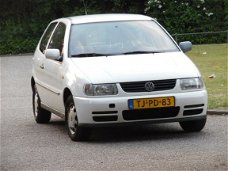 Volkswagen Polo - 1.4 Trendline Stuurbekrachtiging/Nieuwe Apk/Nap