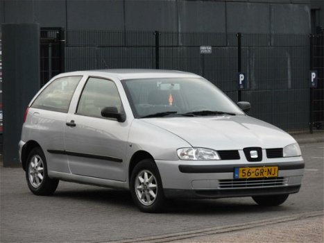 Seat Ibiza - 1.4-16V 2001 Stella/Nieuwe APK - 1