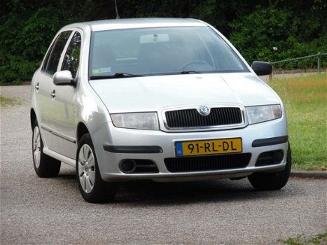 Skoda Fabia - 1.4-16V Ambiente 2e Eigenaar/5DRS/Nieuwe Apk/Airco/Nap - 1