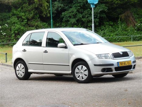 Skoda Fabia - 1.4-16V Ambiente 2e Eigenaar/5DRS/Nieuwe Apk/Airco/Nap - 1