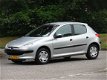 Peugeot 206 - 1.6-16V XT 5DRS/Nieuwe Apk/Nap - 1 - Thumbnail