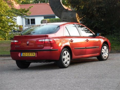 Renault Laguna - 1.6-16V Authentique 5drs/Nieuwe Apk/Airco - 1