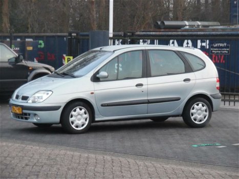 Renault Scénic - 1.6-16V RXT AIRCO/NAP/APK - 1