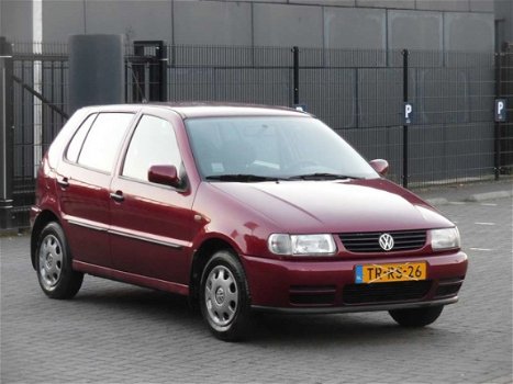 Volkswagen Polo - 1.4 - 1