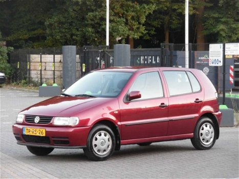 Volkswagen Polo - 1.4 - 1