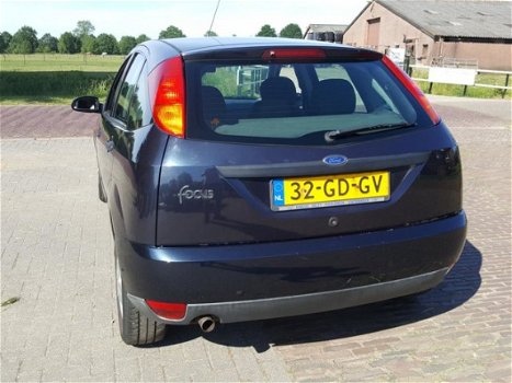 Ford Focus - 1.8-16V Collection - 1