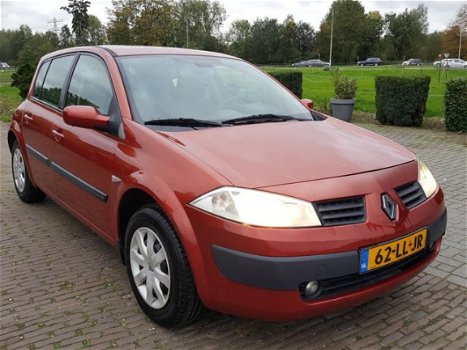 Renault Mégane - 1.4-16V Expression Comfort - 1