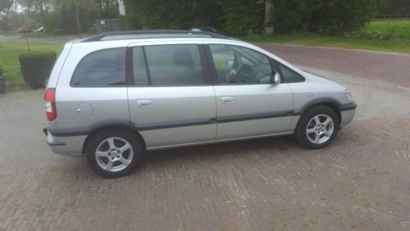 Opel Zafira - 1.6-16V Elegance - 1