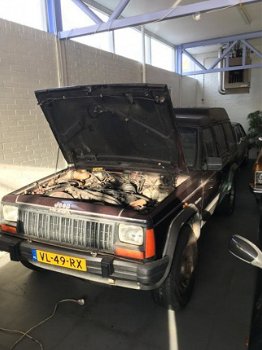 Jeep Cherokee - 4-DRS COMM - 1