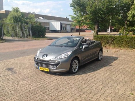 Peugeot 207 CC - 1.6-16V T Sport NIEUWE APK///BOMVOL///MOOIE AUTO/// ROLAND GARROS - 1