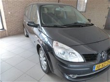 Renault Grand Scénic - 2.0-16V Tech L. 7p