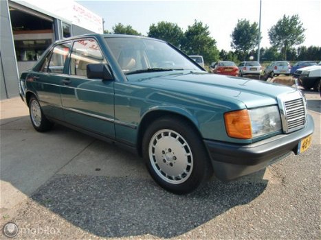 Mercedes-Benz 190-serie - W201 2.0 NIEUWSTAAT INRUIL MOGELIJK - 1