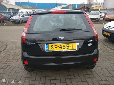 Ford Fiesta - V 1.4 TDCi Ambiente, NW APK BIJ AFLEVERING - 1