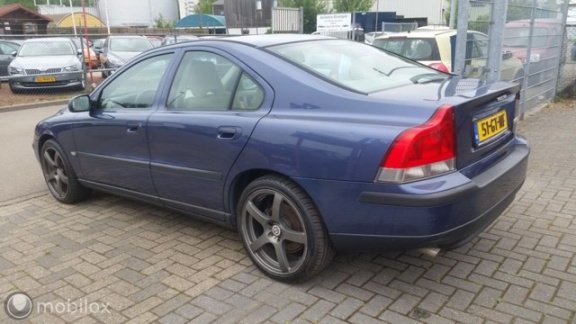 Volvo S60 - I 2.4, NW APK BIJ AFLEVERING - 1