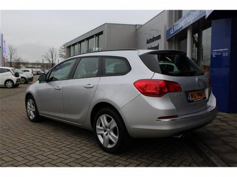 Opel Astra Sports Tourer - 2.0 CDTi Cosmo Lease vanaf €195, - p/m AUTOMAAT - 1