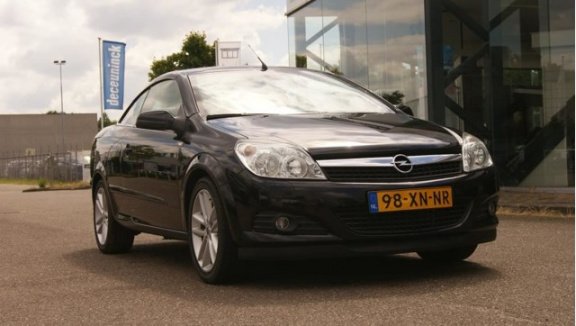 Opel Astra TwinTop - 1.8 Temptation BJ 2007 AIRCO full option DAK WERKT NIET - 1