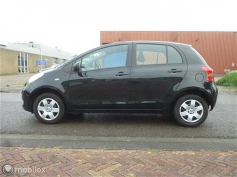 Toyota Yaris - - 1.0 VVTi Spirit - 1