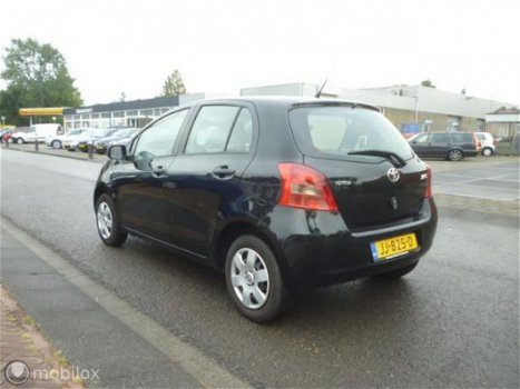 Toyota Yaris - - 1.0 VVTi Spirit - 1