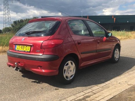 Peugeot 206 - 1.4 X-line - 1